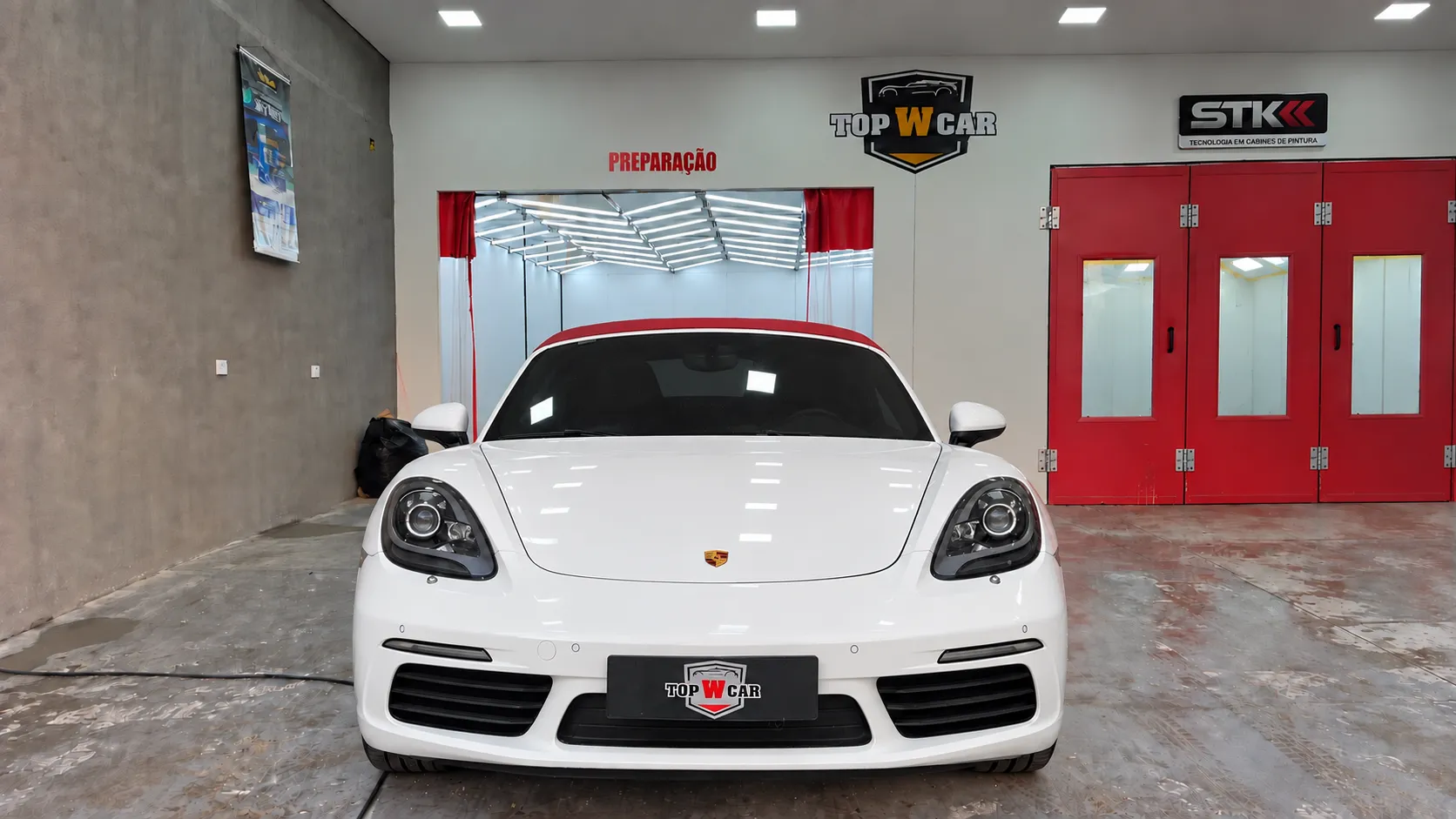 Porsche 718 Boxster — Risco no Capô - depois